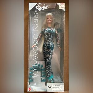 Vintage 2000 Hollywood Nails Barbie Doll . New